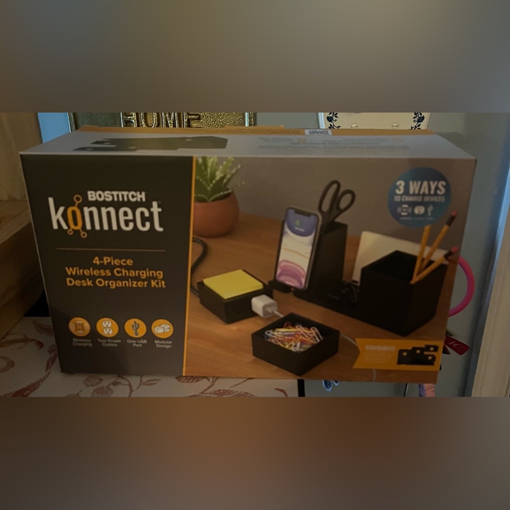 Bostitch Konnect™ Wireless Charging Desk Accessory Kit - Picture 7 of 7